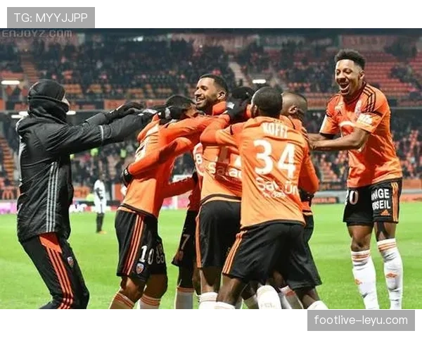 洛里昂中场闪耀赛场,强势表现助球队豪取连胜刷新纪录 洛里昂中场闪耀赛场,强势表现助球队豪取连胜刷新纪录