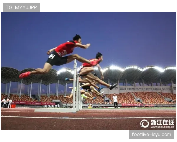 海伦芬战术革新显成效,力争联赛佳绩表现抢眼 海伦芬战术革新显成效,力争联赛佳绩表现抢眼