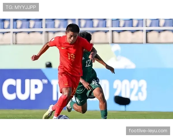 越南队历史性晋级亚洲杯八强,引爆球迷热议 越南队历史性晋级亚洲杯八强,引爆球迷热议