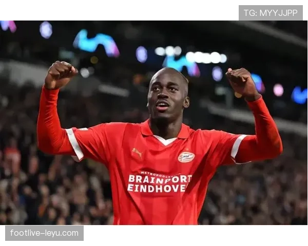 埃因霍温欧战高光表现点燃球迷热情,期待再创佳绩 埃因霍温欧战高光表现点燃球迷热情,期待再创佳绩