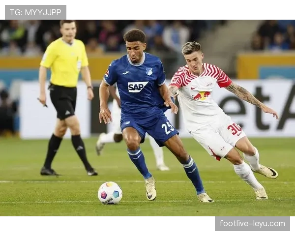 布莱顿近期表现稳健,精彩进球与惊险时刻持续点燃球迷热情 布莱顿近期表现稳健,精彩进球与惊险时刻持续点燃球迷热情